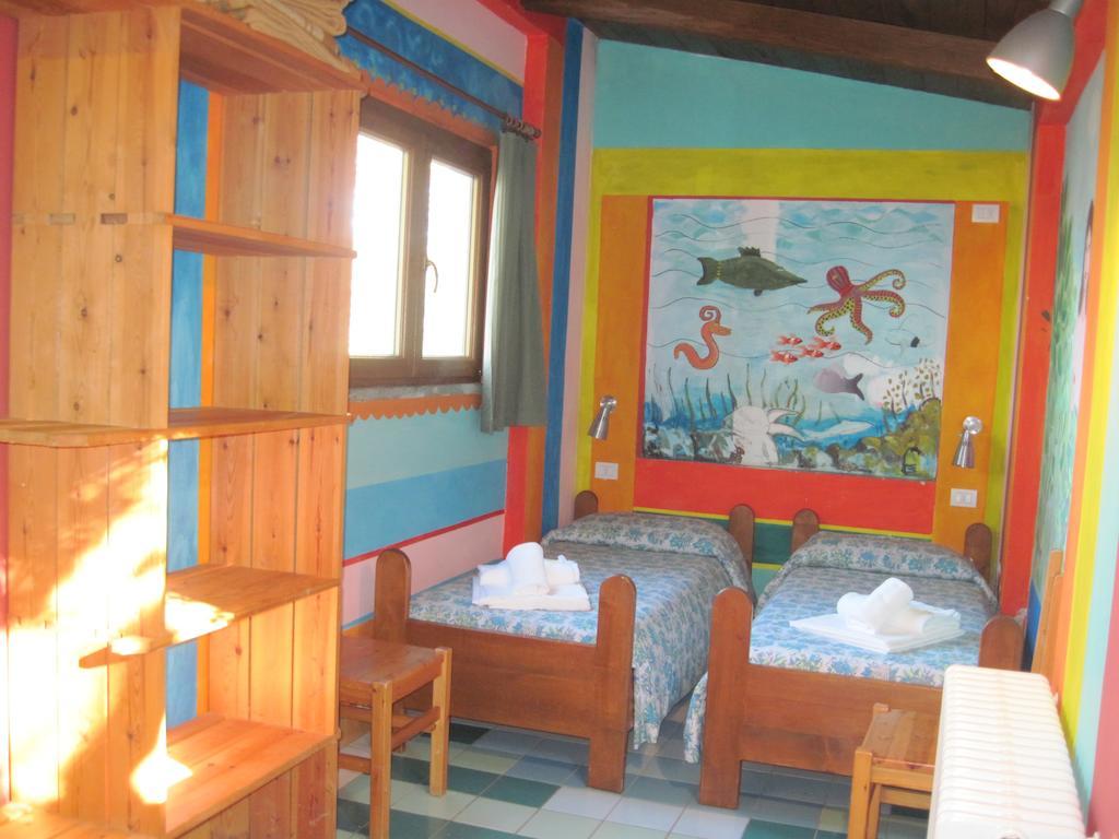 Libera Universita Di Alcatraz Guest House Morleschio Room photo